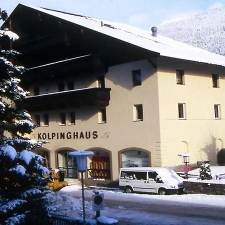 Kolpinghaus Apartamento *