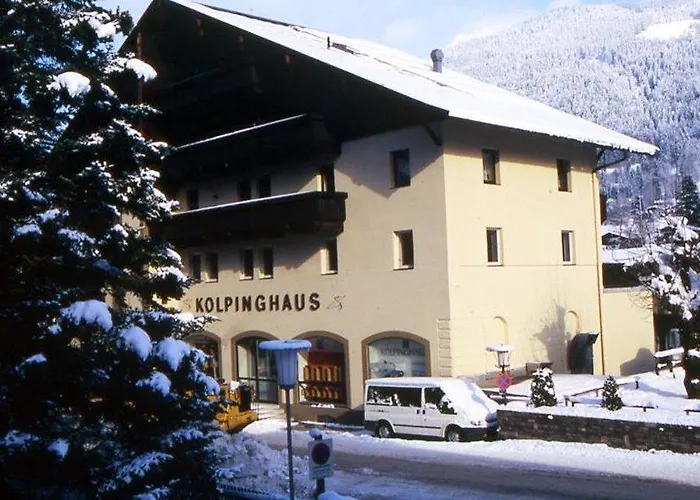 Kolpinghaus Отель *